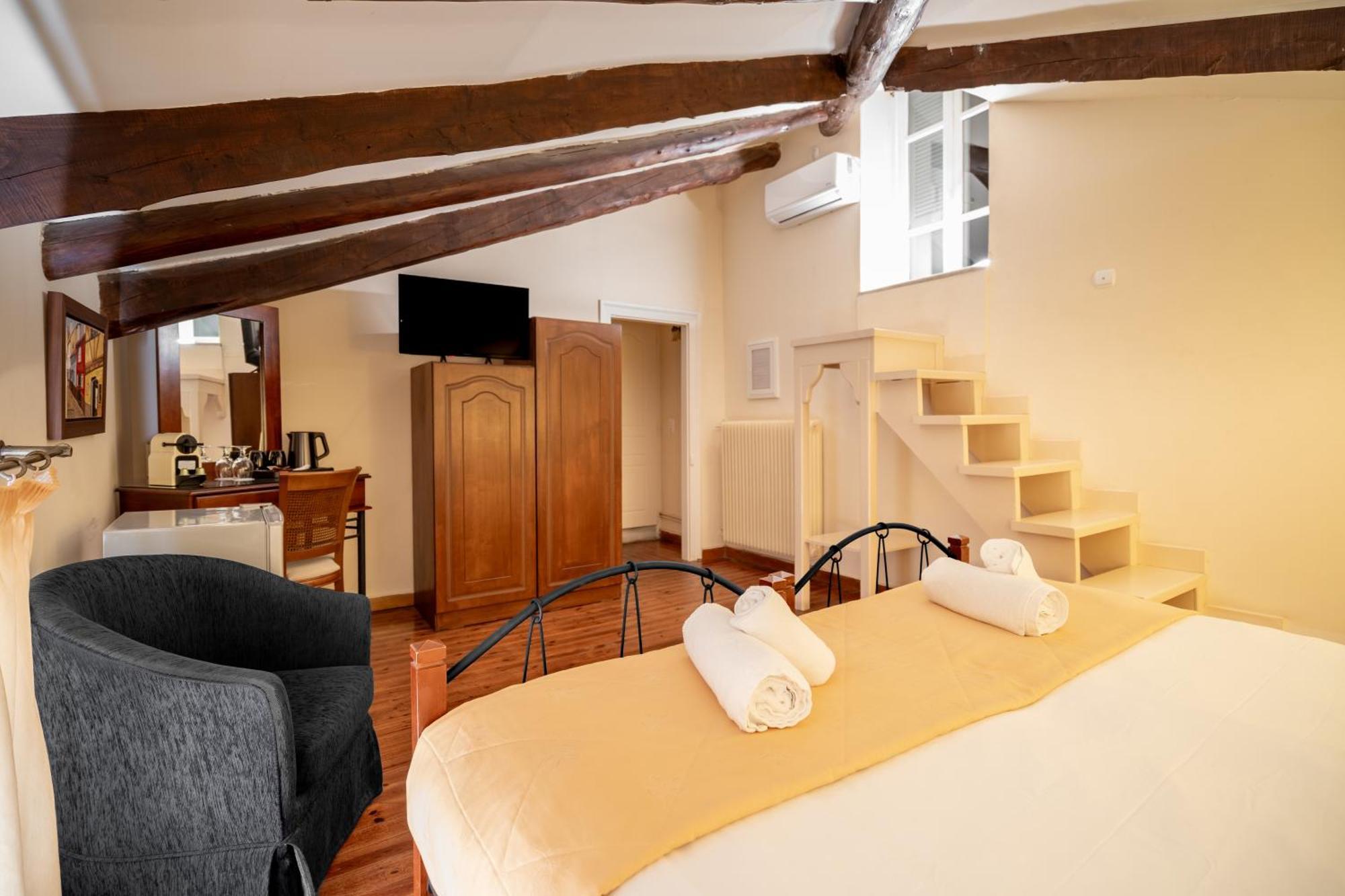 Archontiko Eleni Hotel Ándros Zewnętrze zdjęcie